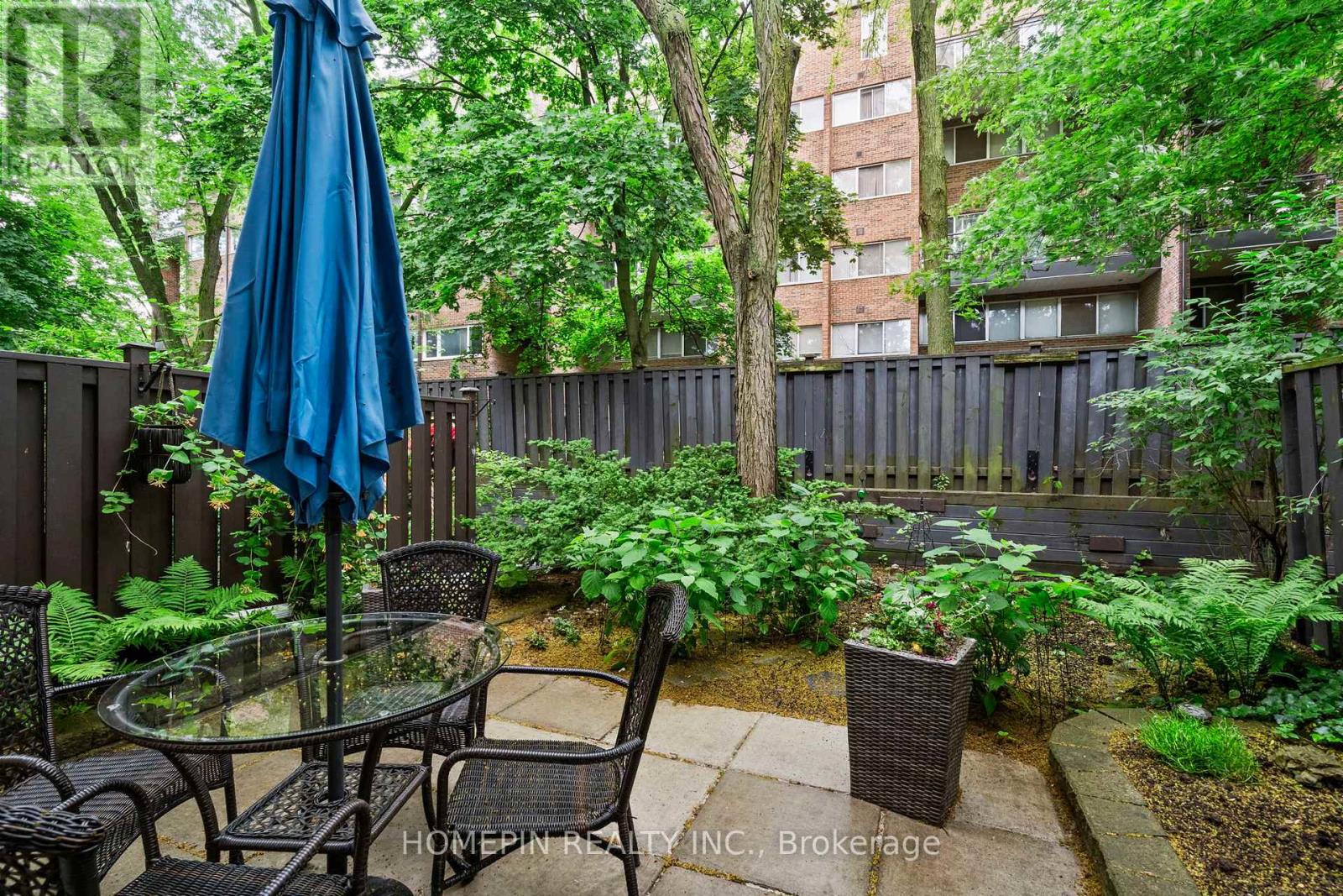 86 CONFEDERATION WAY - 25