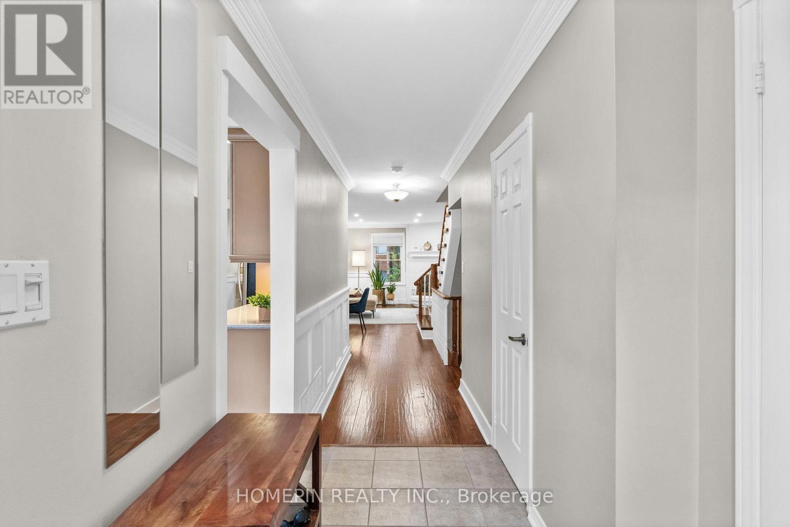 86 CONFEDERATION WAY - 3