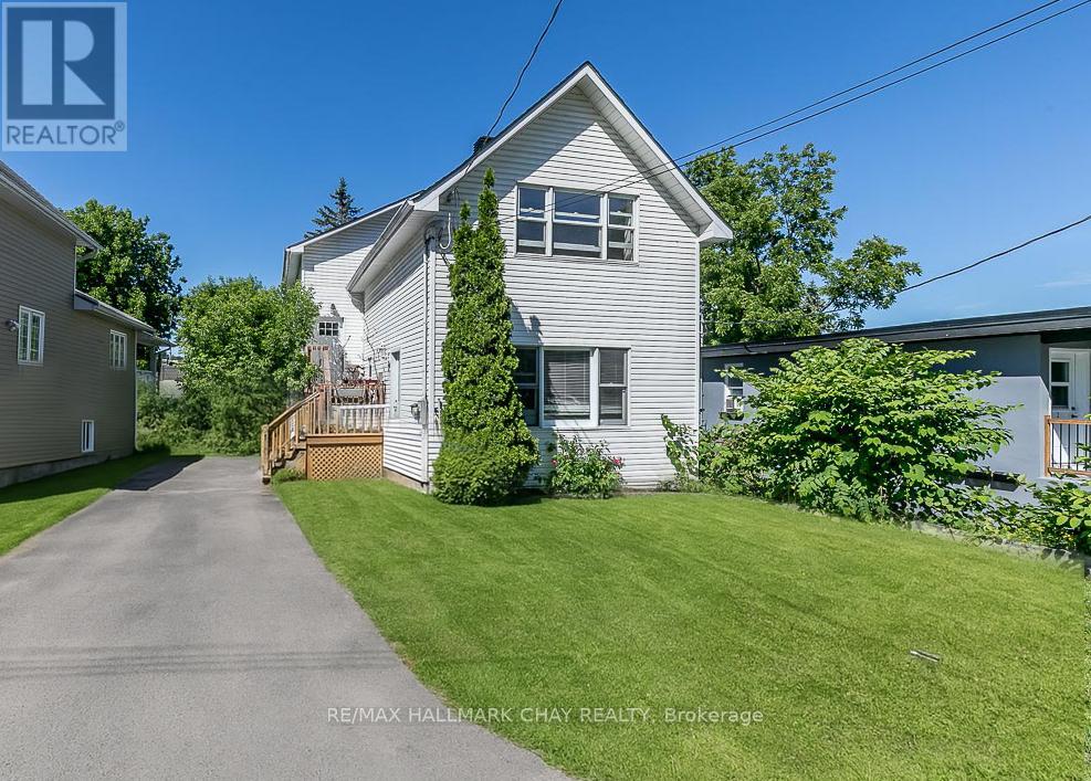 226 QUEEN STREET - 1