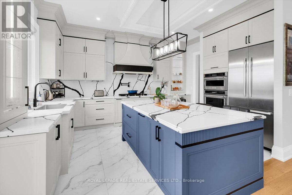 56 BATTERSEA CRESCENT - 14