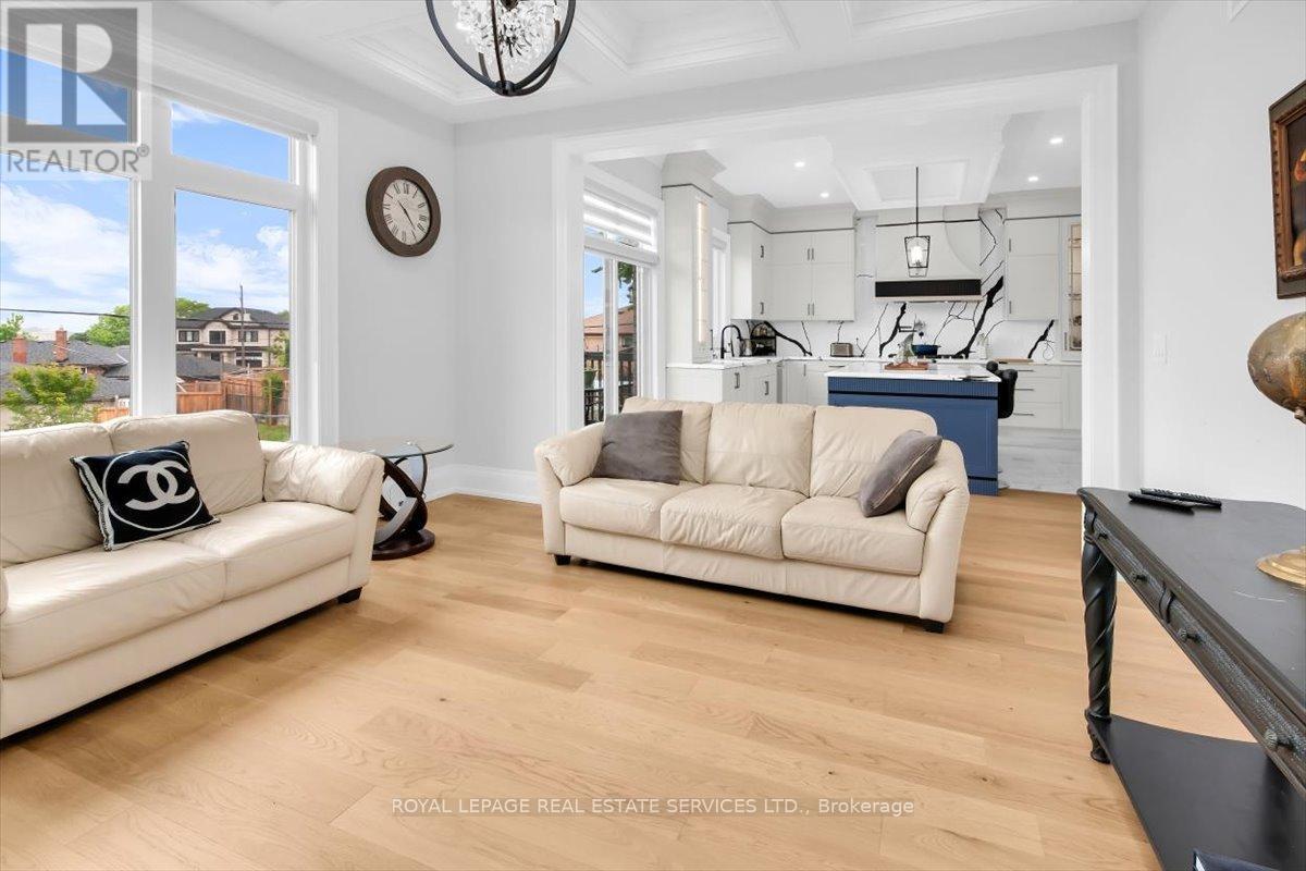 56 BATTERSEA CRESCENT - 21