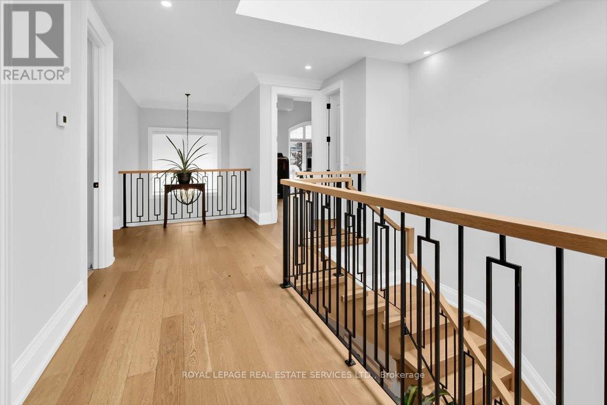 56 BATTERSEA CRESCENT - 26