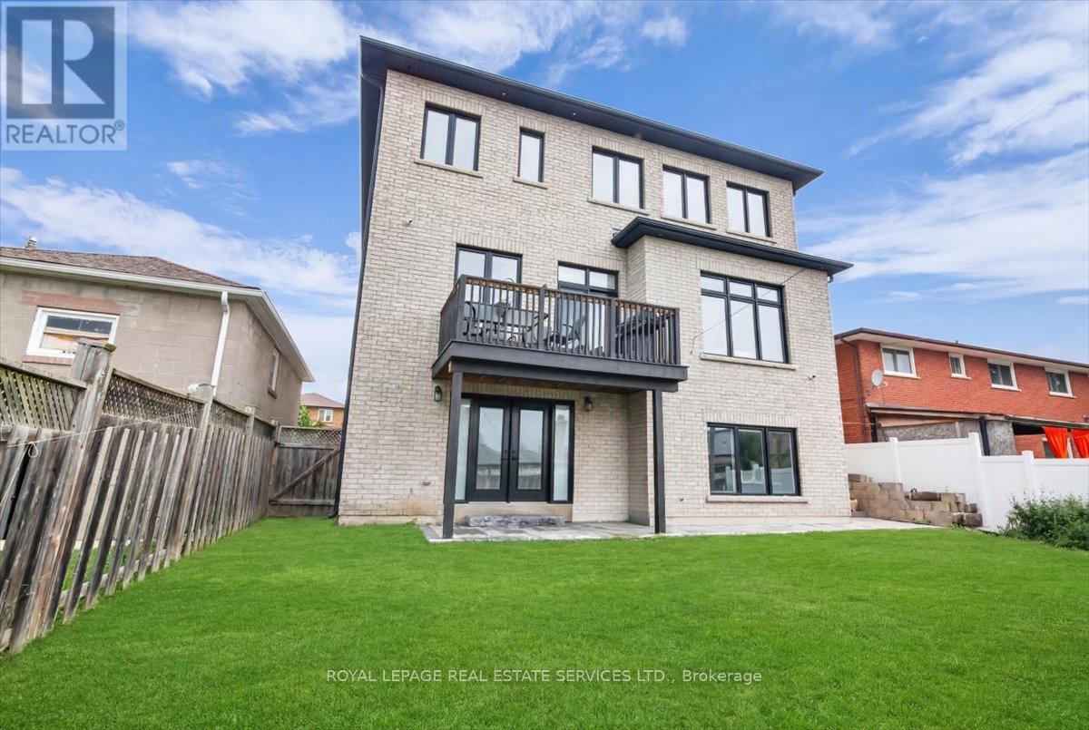 56 BATTERSEA CRESCENT - 49