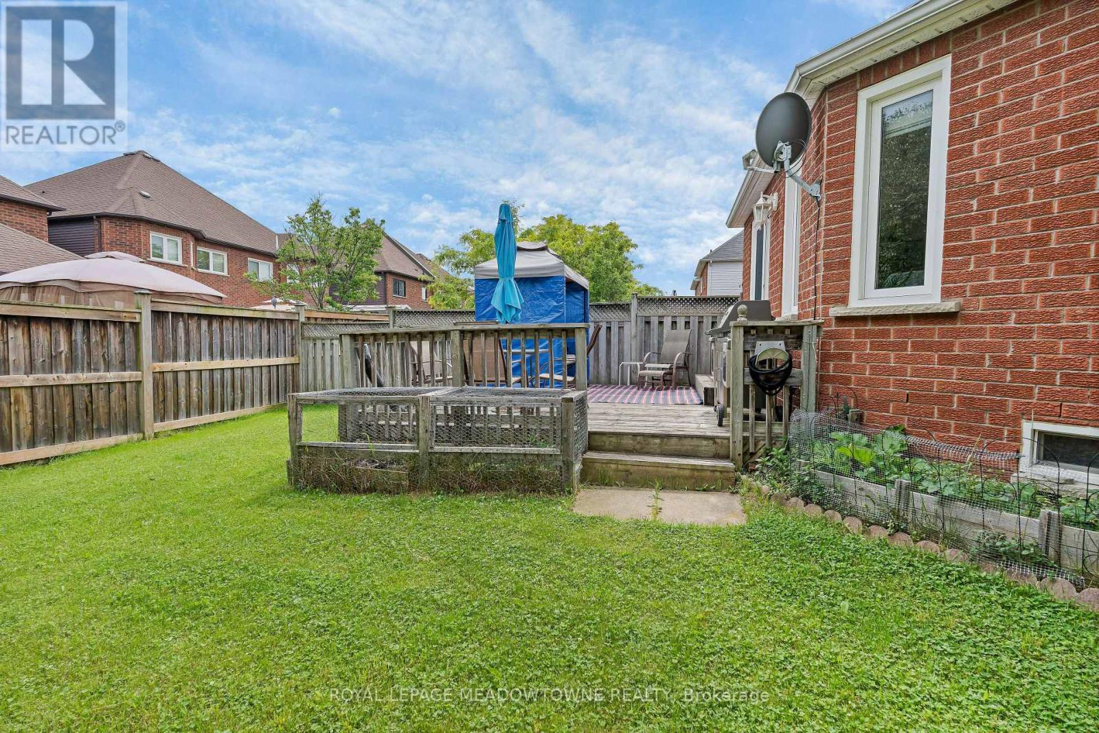 73 JAMES YOUNG DRIVE - 31