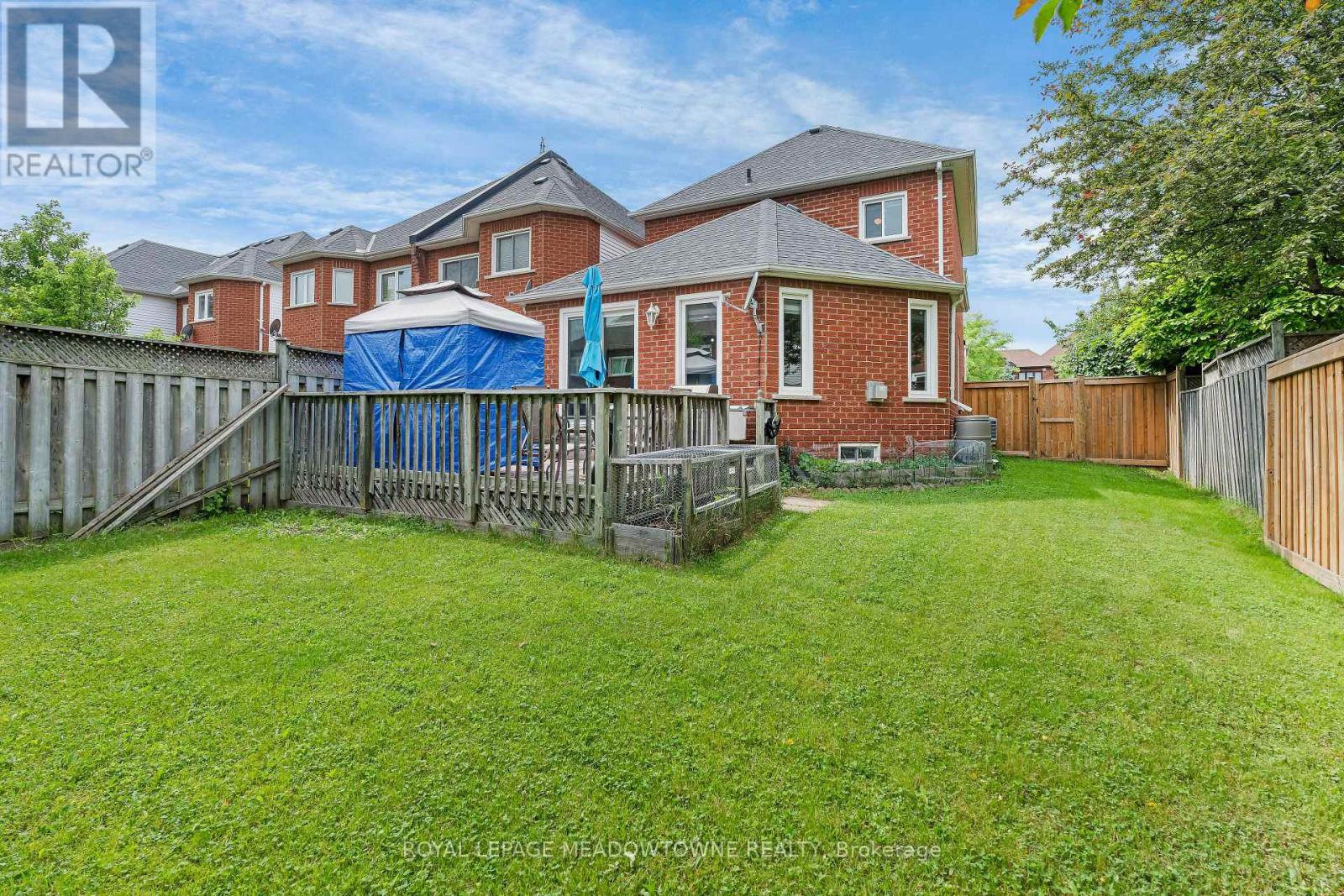 73 JAMES YOUNG DRIVE - 35