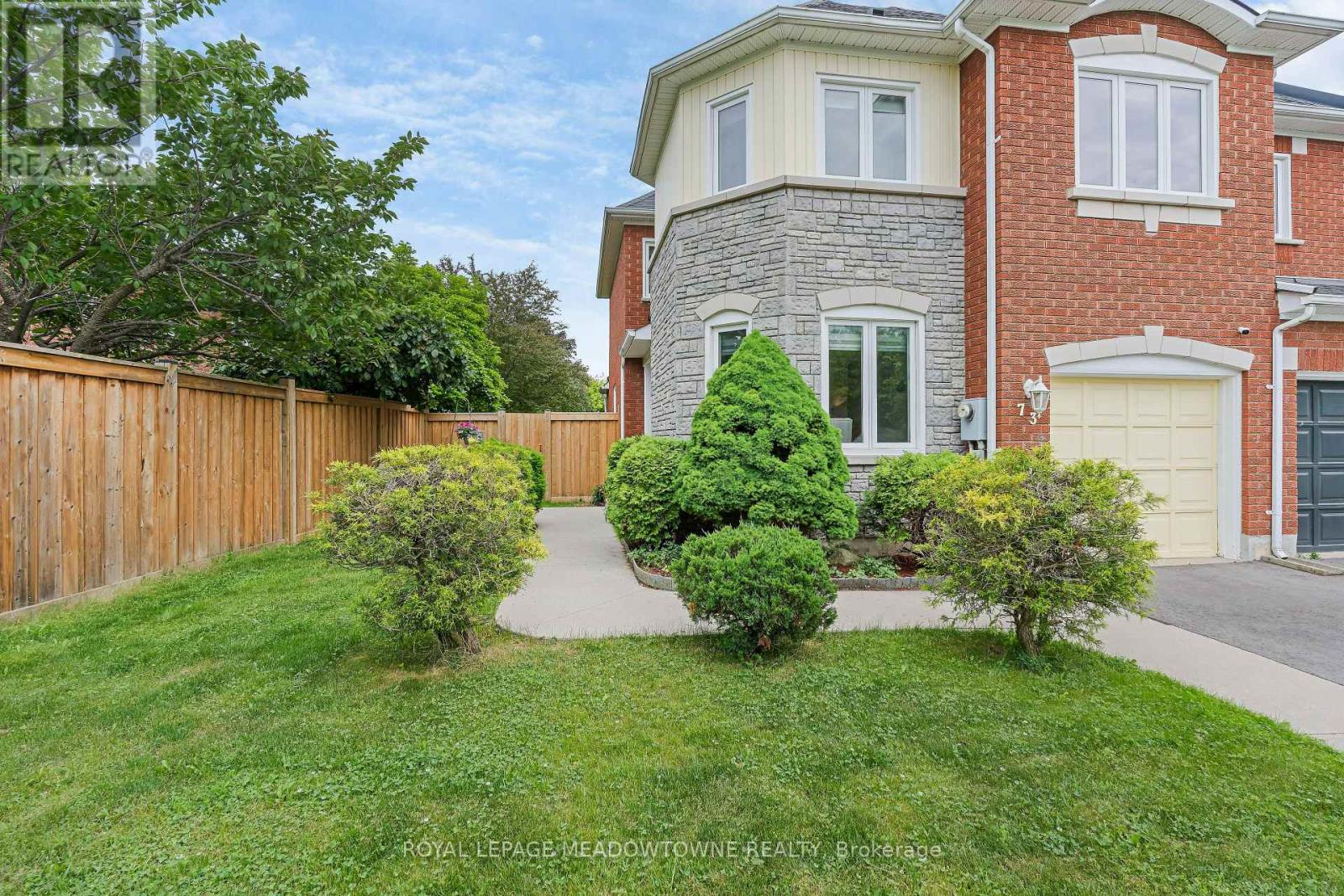 73 JAMES YOUNG DRIVE - 36
