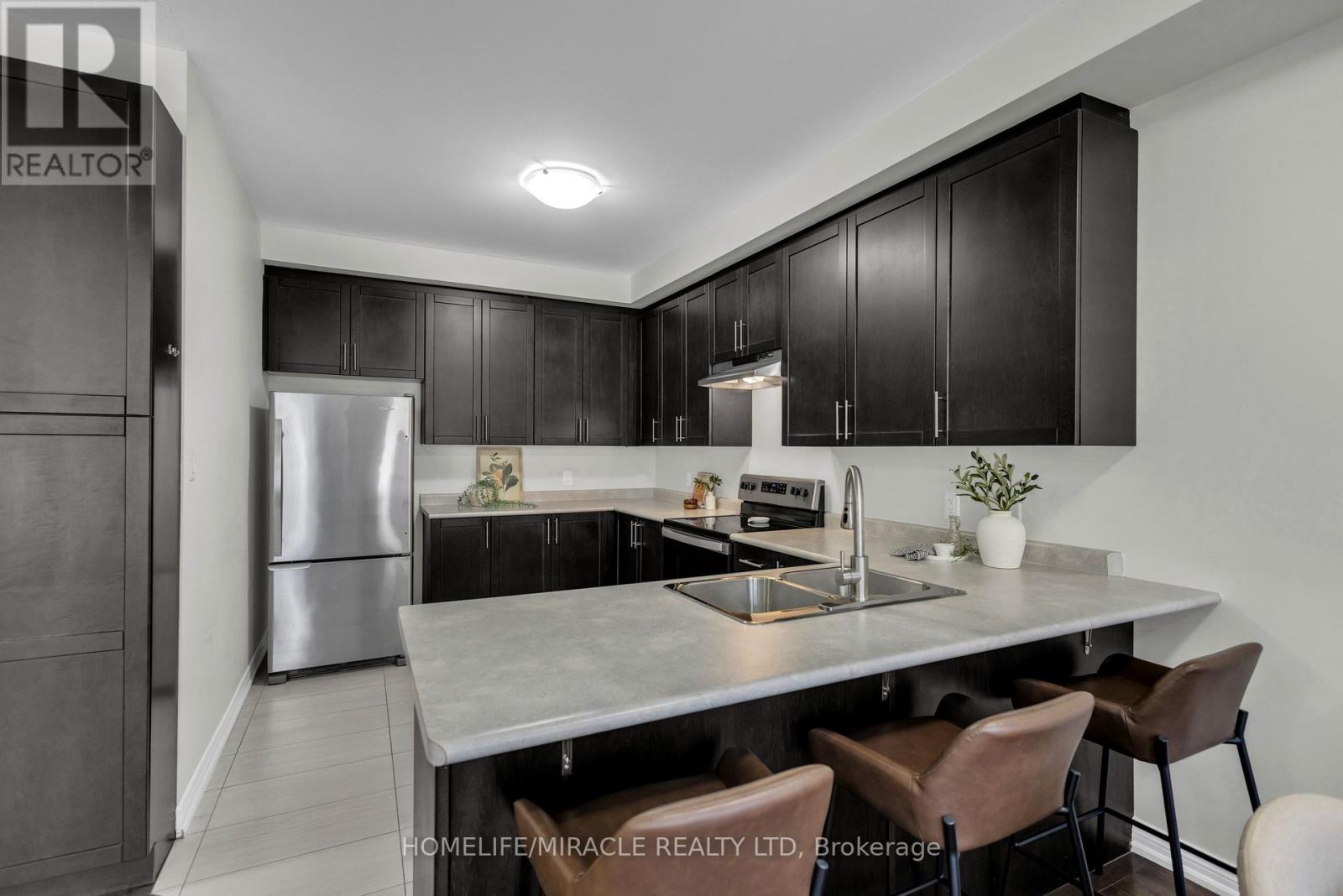 7 HAYMARKET DRIVE - 10