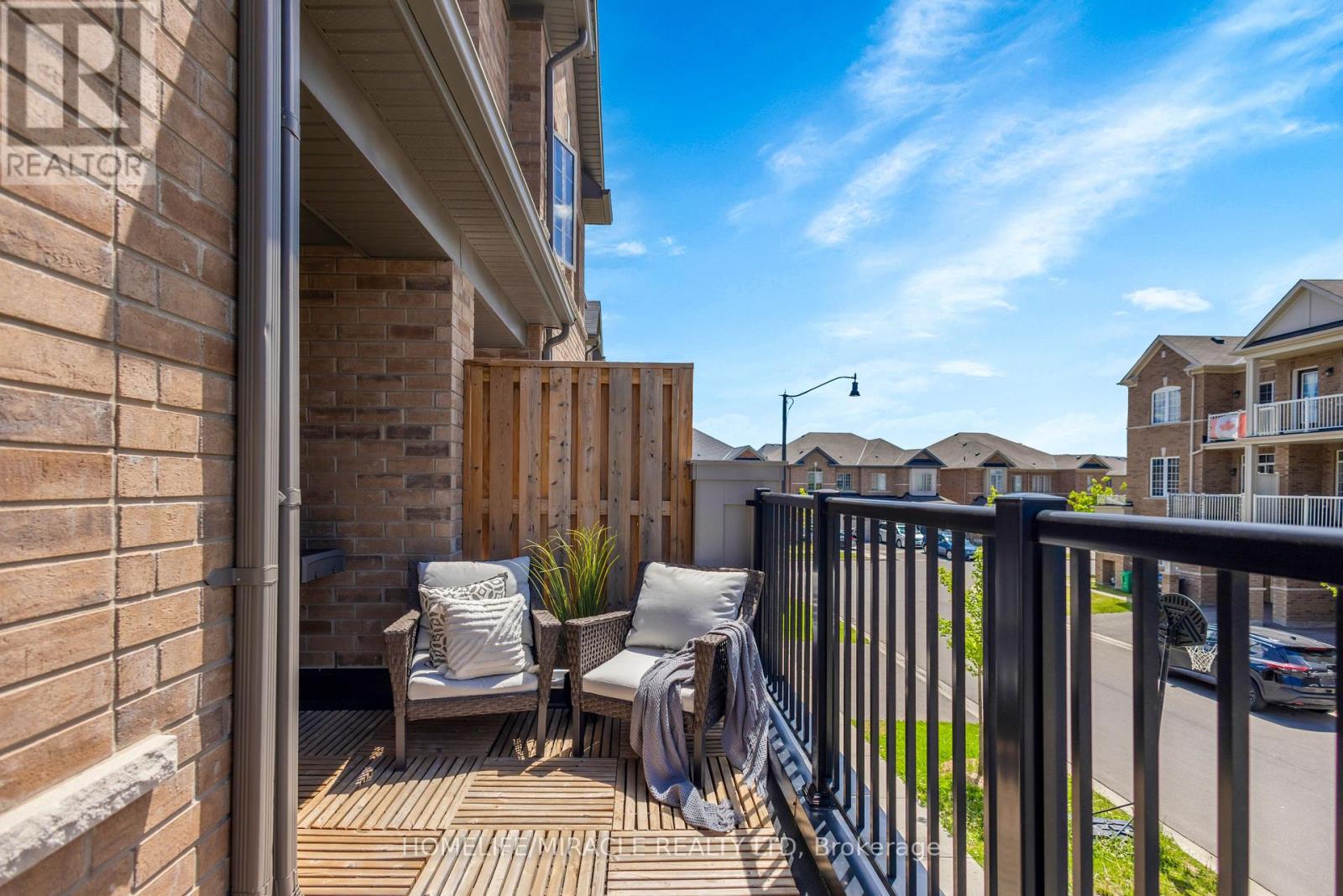 7 HAYMARKET DRIVE - 15