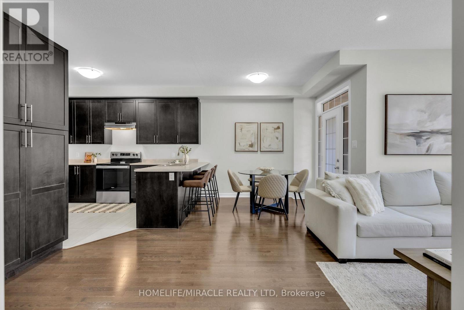 7 HAYMARKET DRIVE - 9