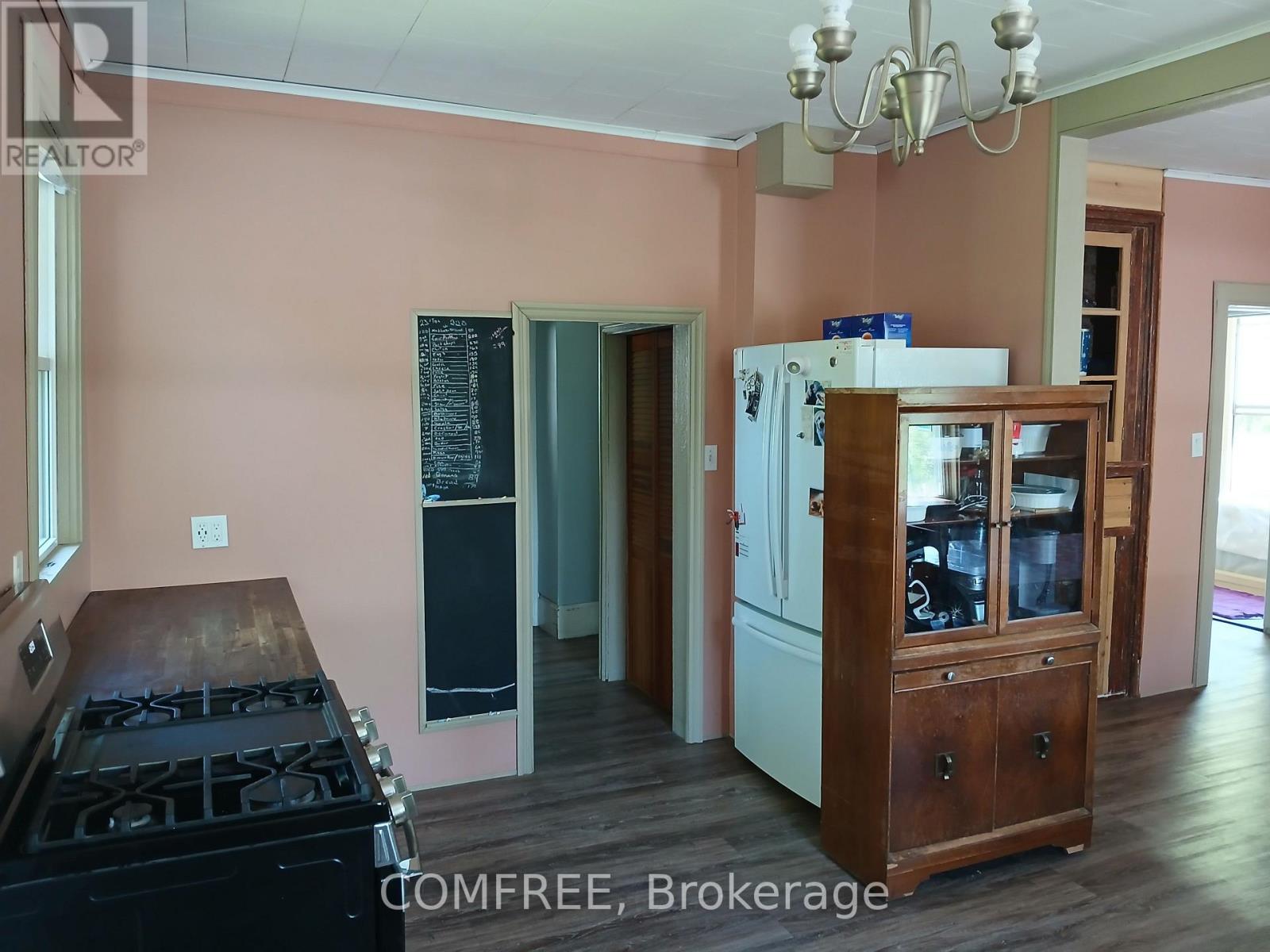 2 MILLER STREET - 7