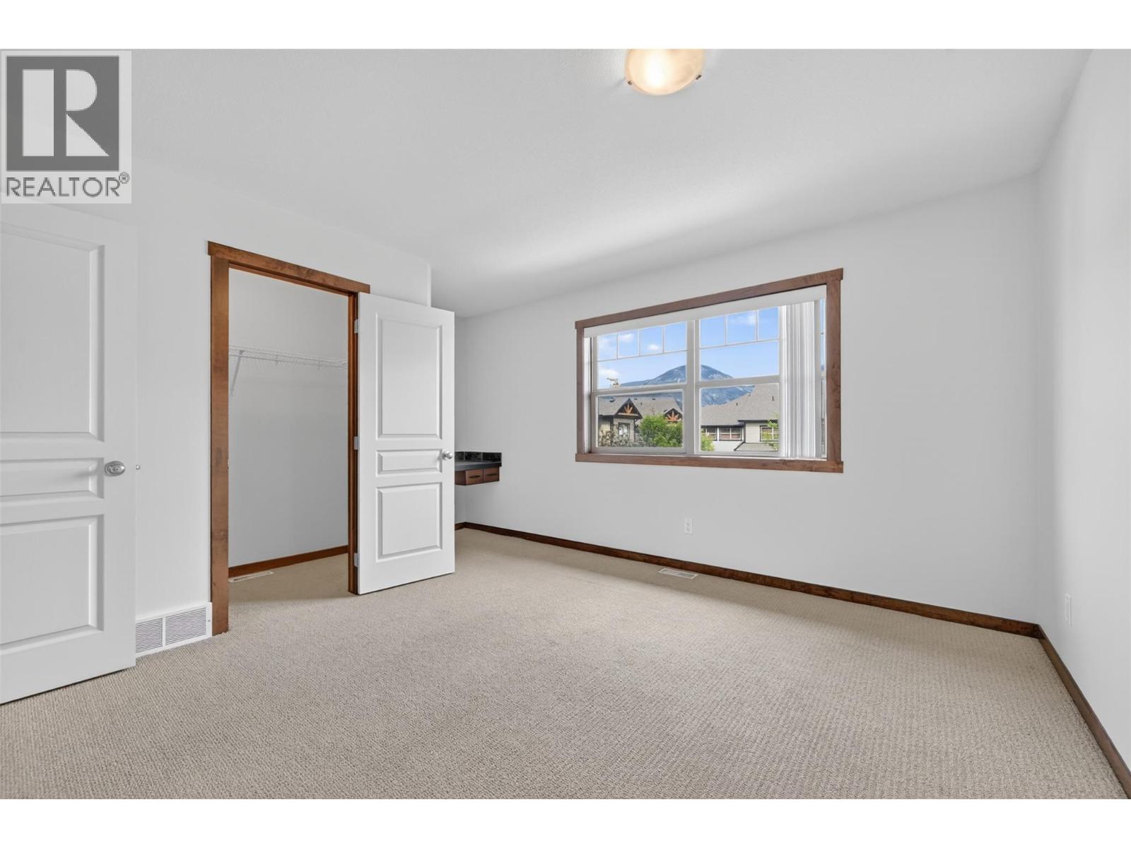 #10 1000 9TH Street - 19