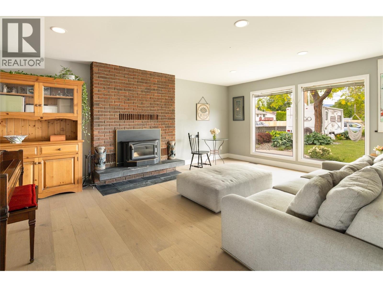  3450 Barberry Street, Kelowna