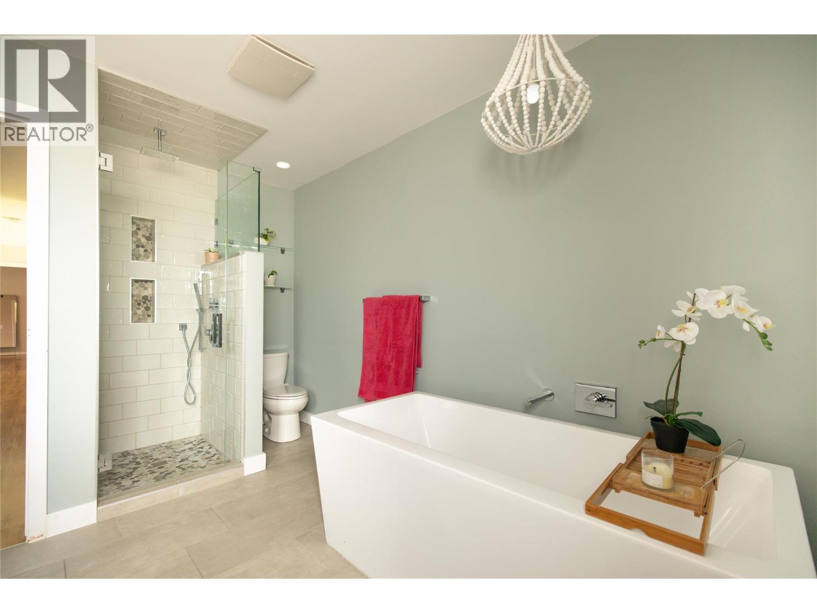  3450 Barberry Street, Kelowna