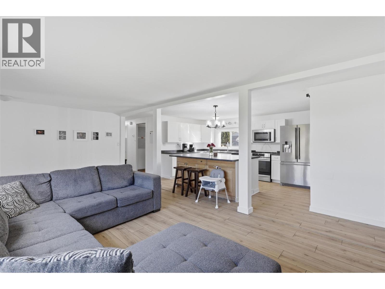 1328 Riverview Place - 10