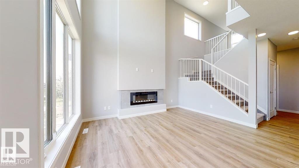 3918 3A AV SW - 8