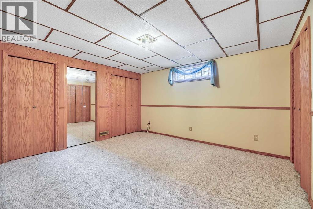 808 Canterbury Drive SW - 43