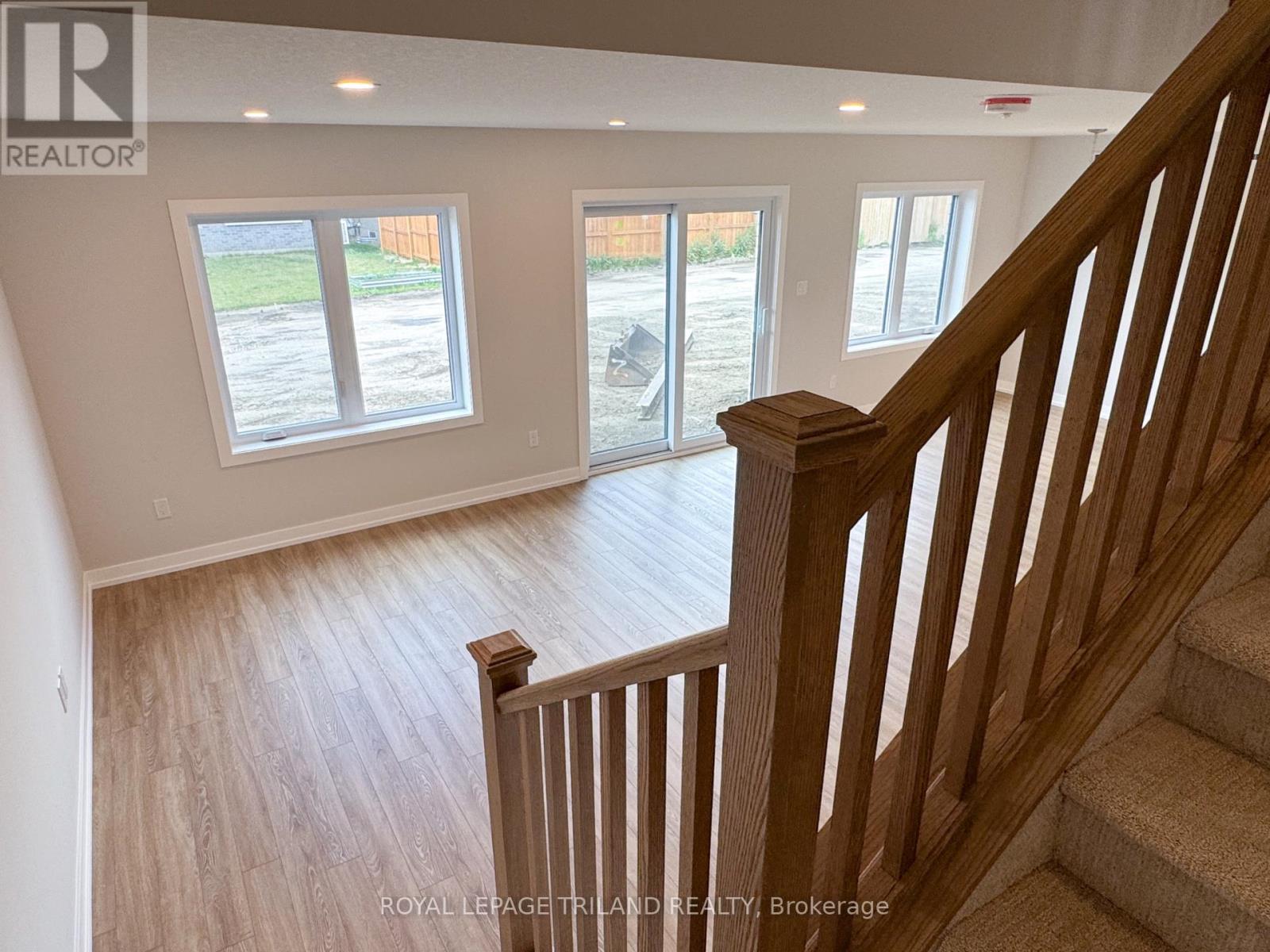 116 STYLES DRIVE - 16