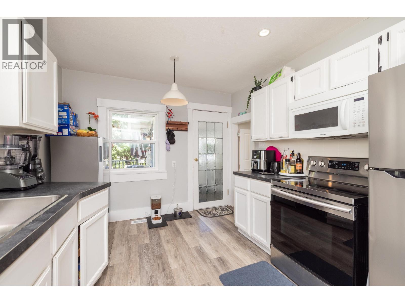 4338 ARTHUR Drive, Delta