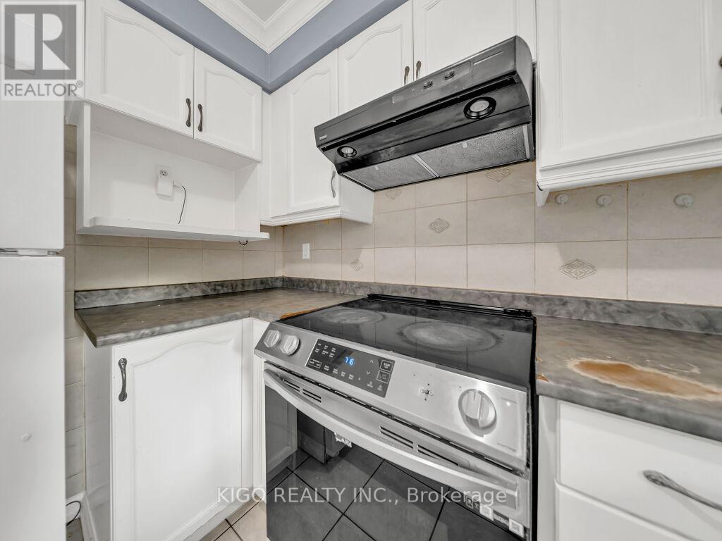 607 BURNETT AVENUE - 16