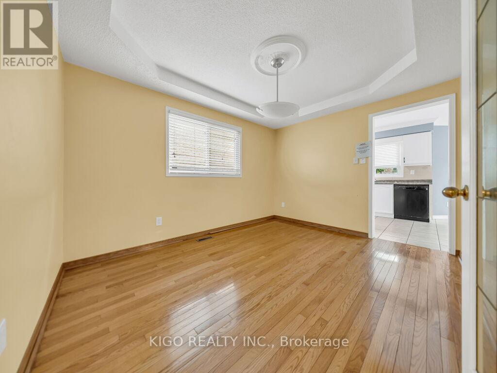 607 BURNETT AVENUE - 18
