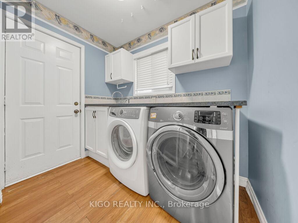 607 BURNETT AVENUE - 20