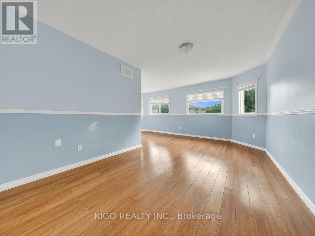 607 BURNETT AVENUE - 25