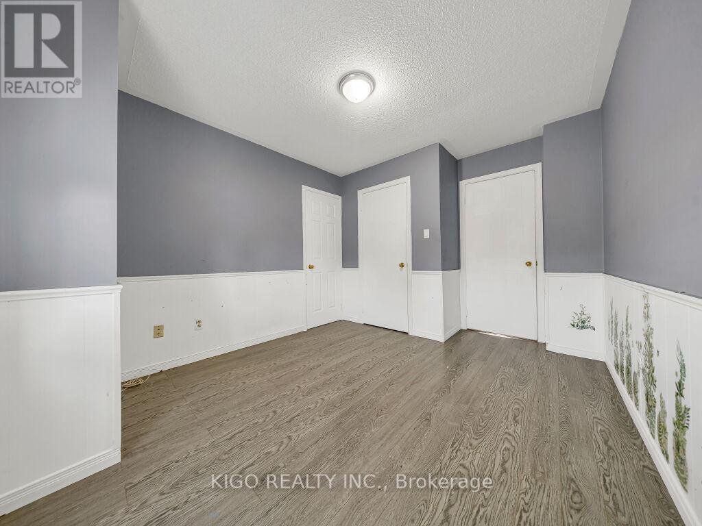 607 BURNETT AVENUE - 29
