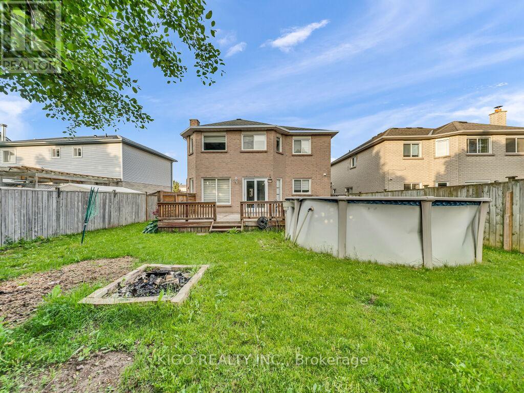 607 BURNETT AVENUE - 38