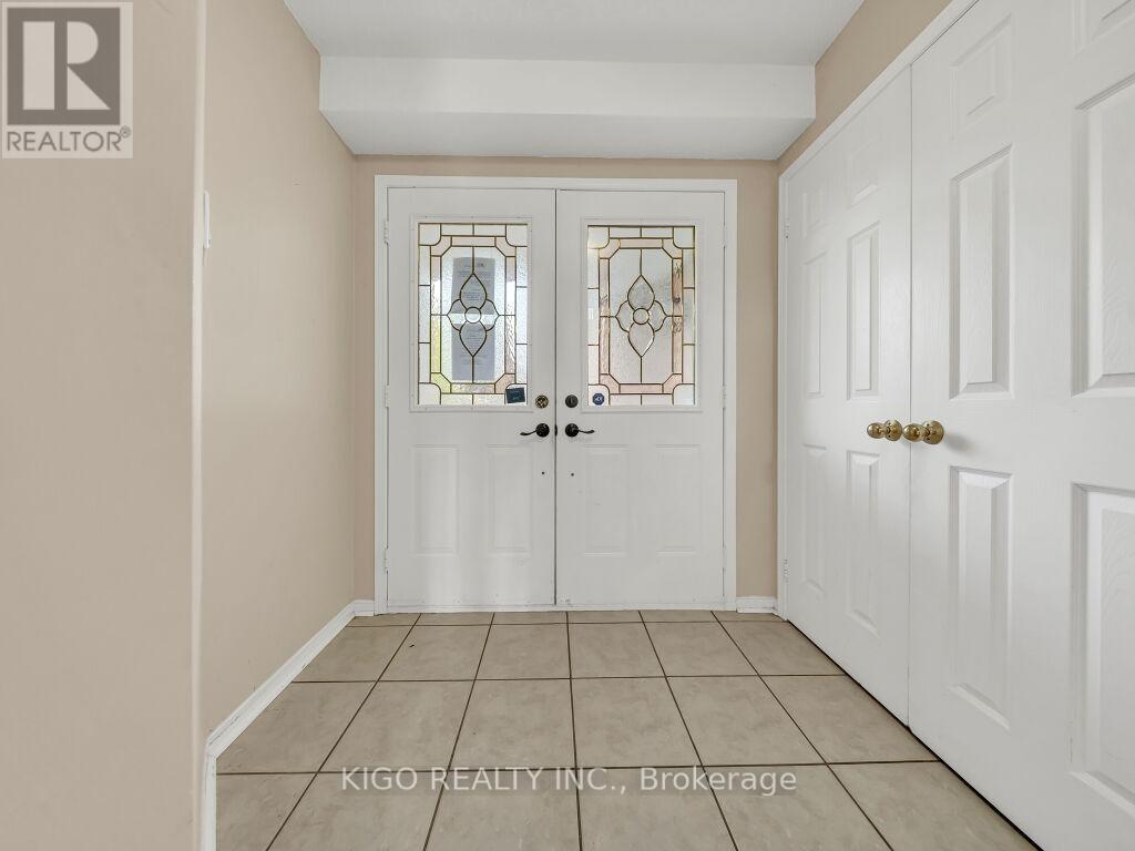 607 BURNETT AVENUE - 5
