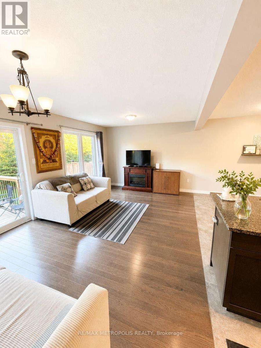 #14 20 LAWSON STREET - 19