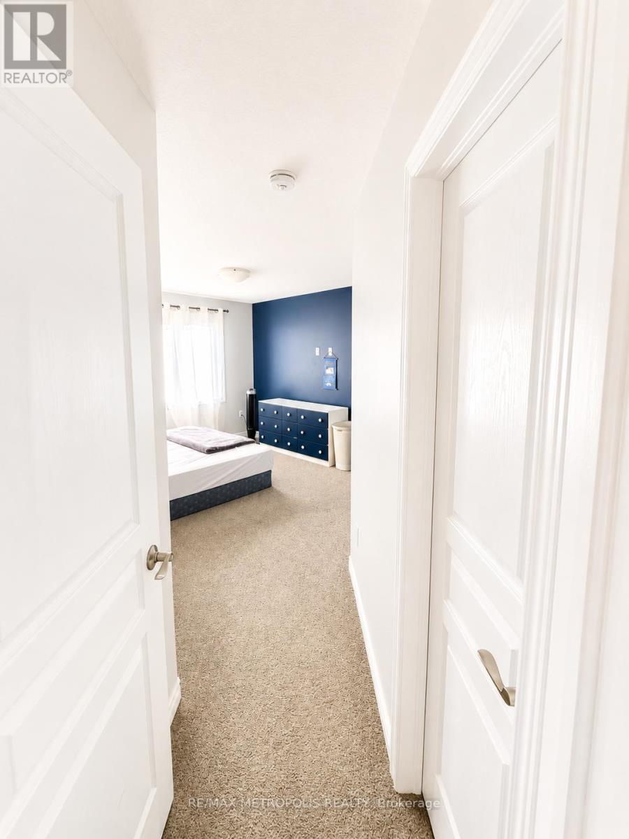 #14 20 LAWSON STREET - 24