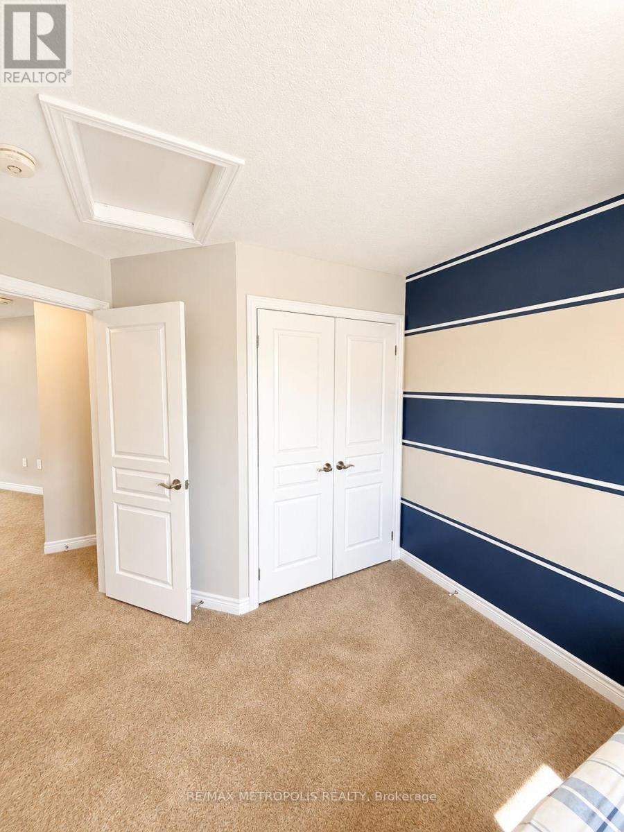 #14 20 LAWSON STREET - 36