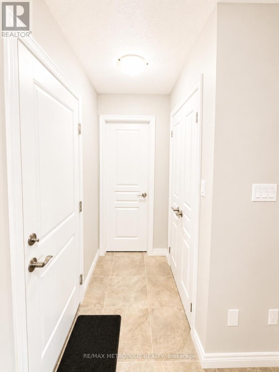 #14 20 LAWSON STREET - 43