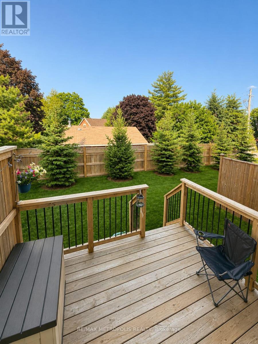 #14 20 LAWSON STREET - 45