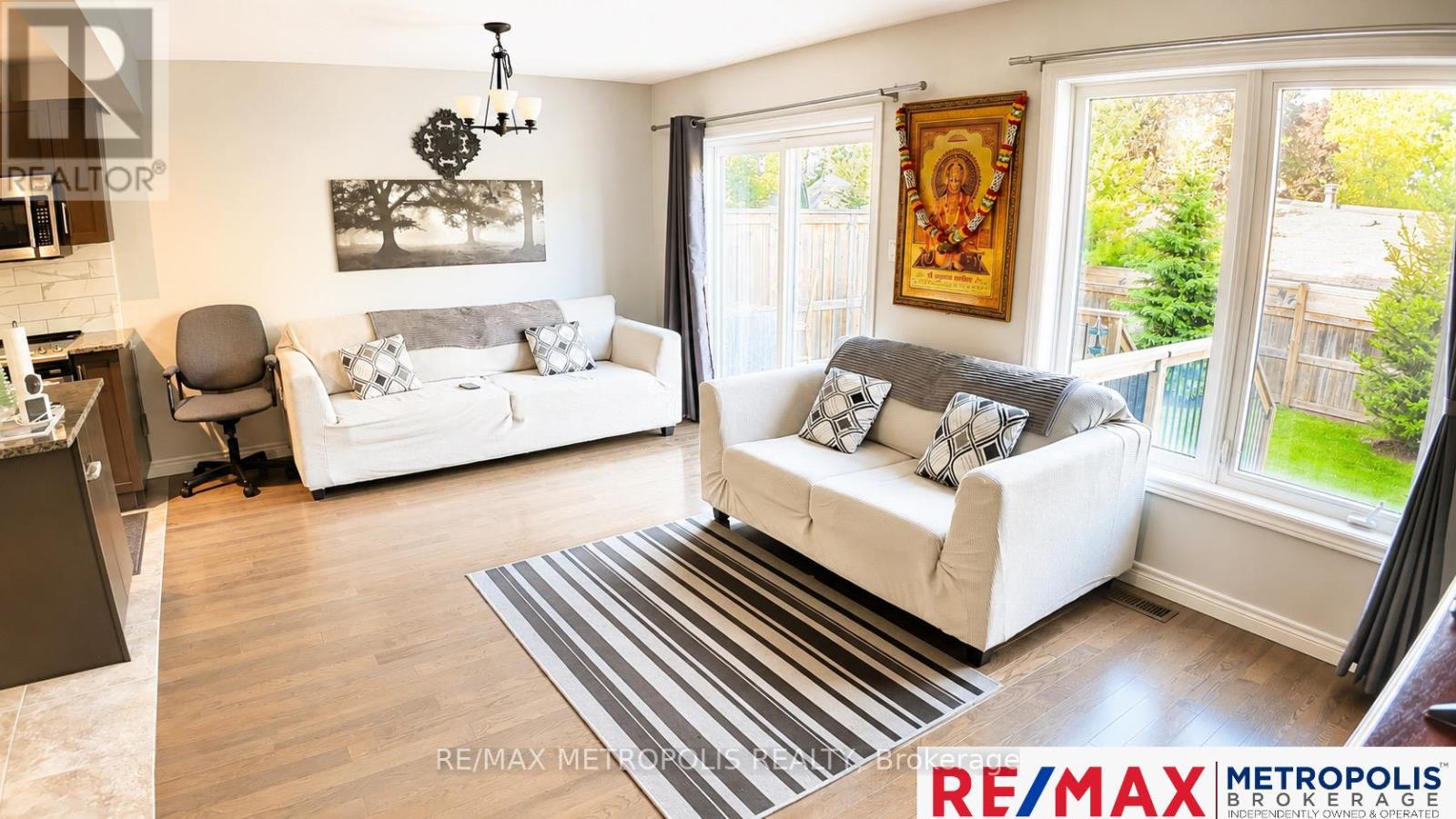 #14 20 LAWSON STREET - 46