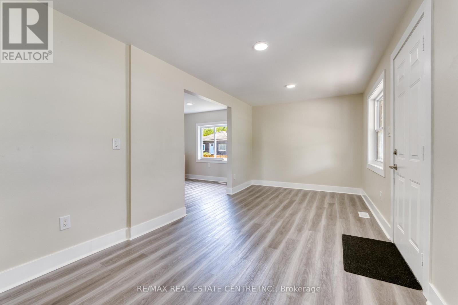 88 LORNE AVENUE - 5