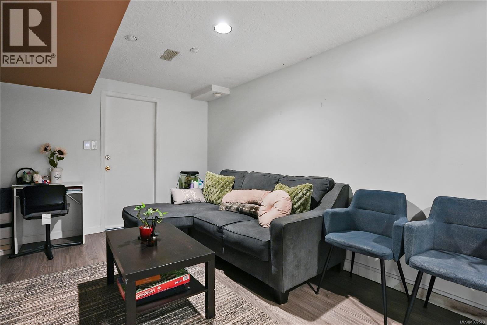 9376 Maryland Dr - 20