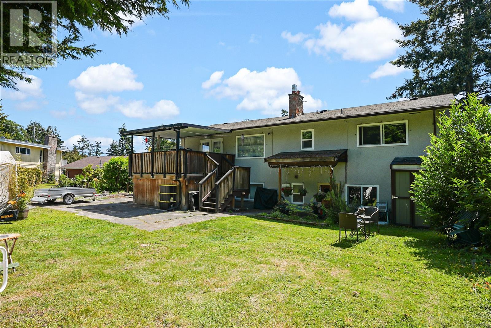 9376 Maryland Dr - 28