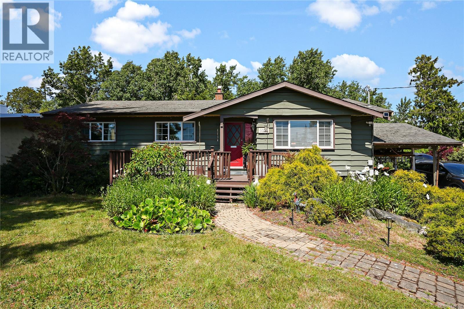 9376 Maryland Dr - 1