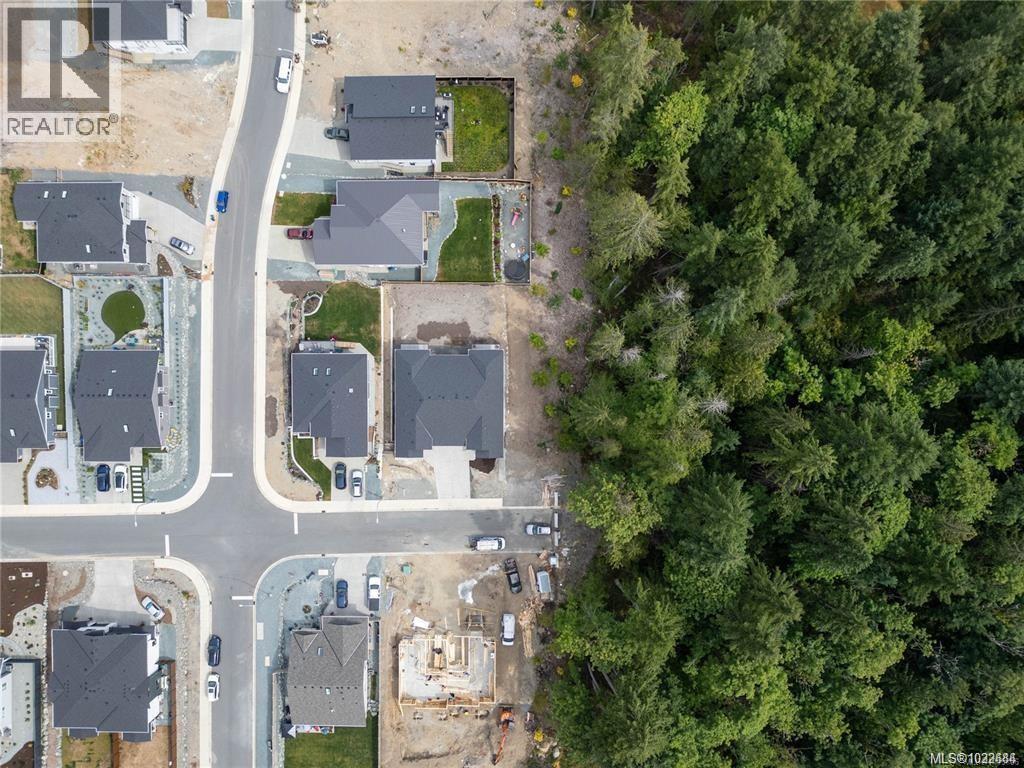 671 Sanderson Rd - 66