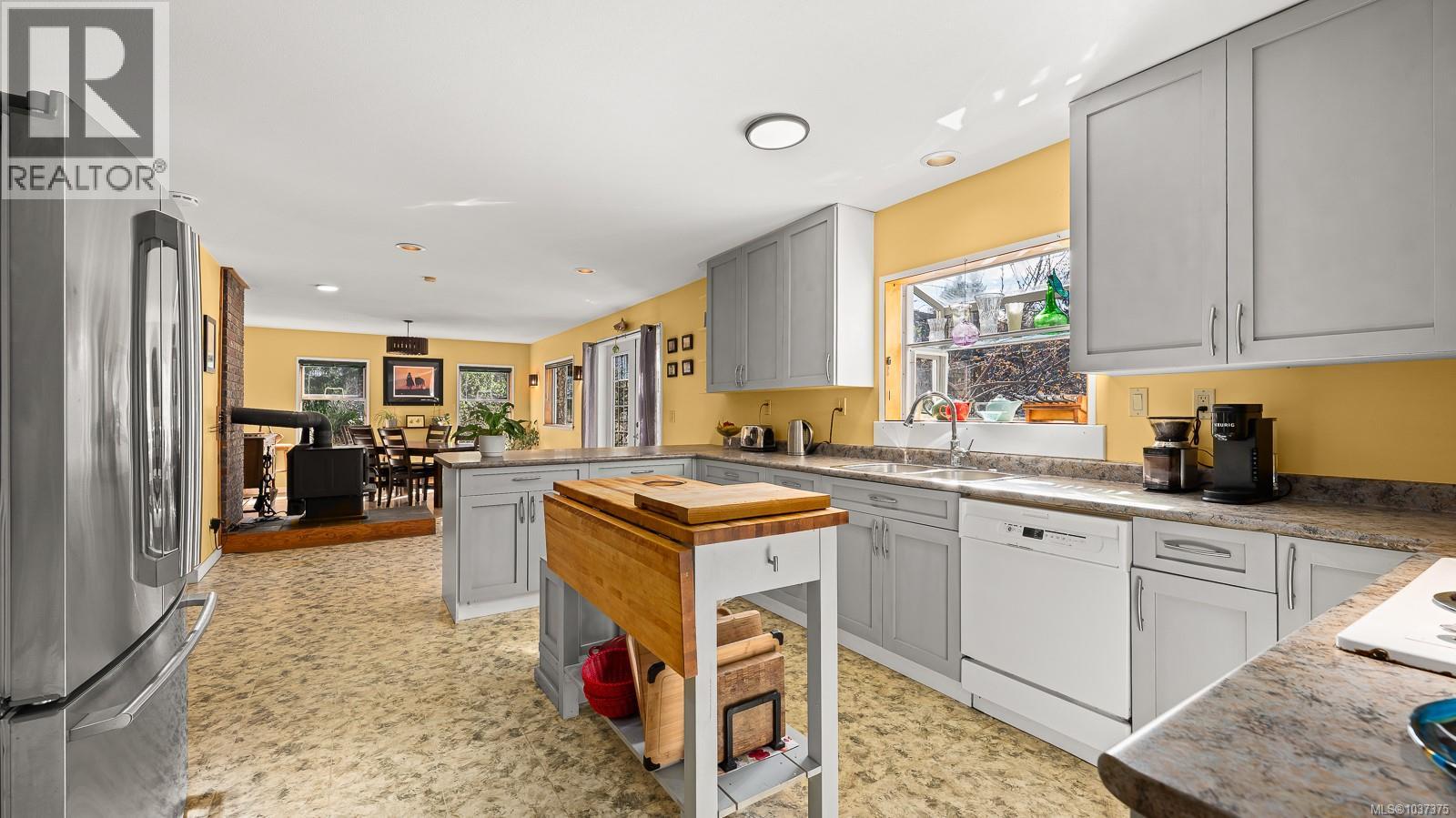 2187 May Rd - 5
