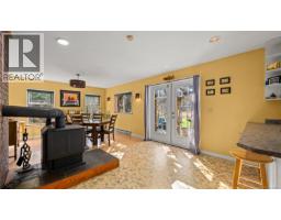 Family room - 2187 May Rd, Courtenay, BC V9J1X7 Photo 12
