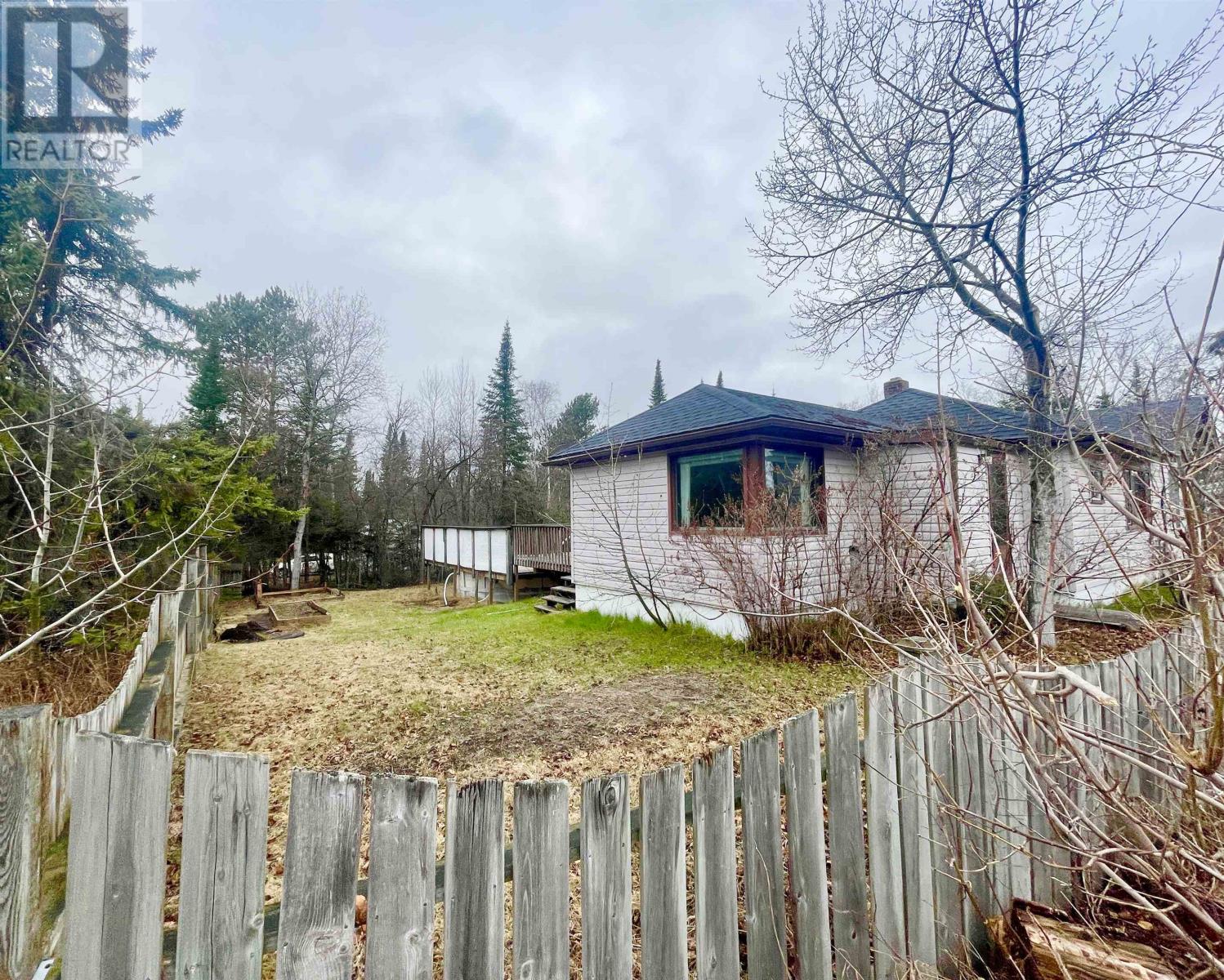 70 Armstrong ST - 31