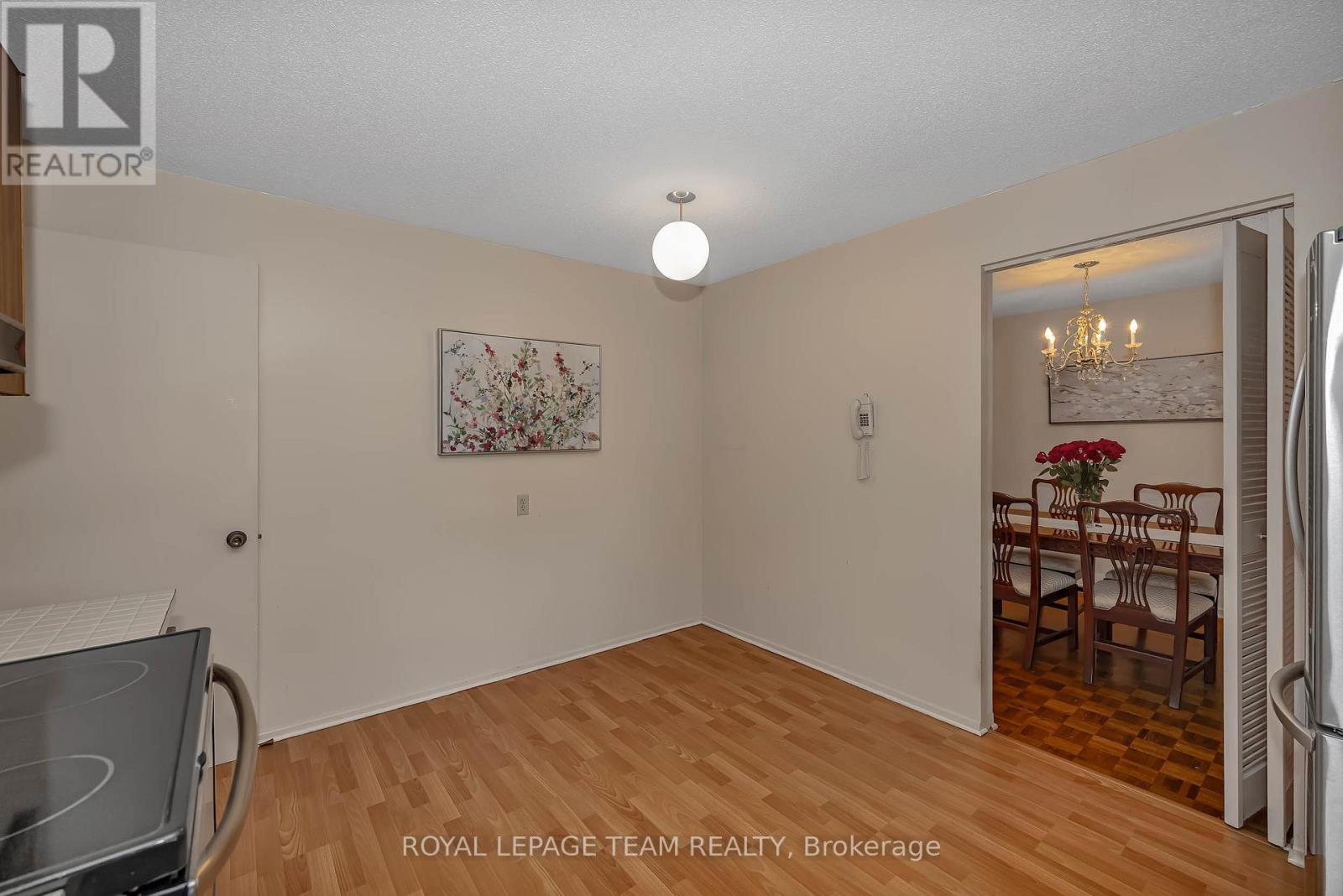 4 Bed, 2 Bath House for Sale in Ottawa – 38 ELMBANK CRESCENT, Ottawa – MLS# X13440126 - Image 15