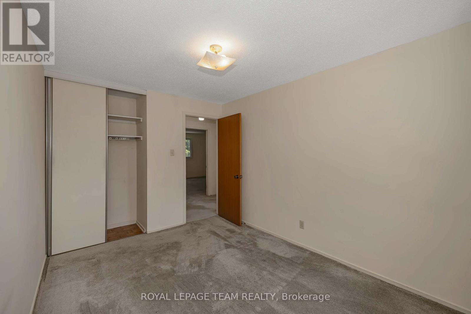 4 Bed, 2 Bath House for Sale in Ottawa – 38 ELMBANK CRESCENT, Ottawa – MLS# X13440126 - Image 21