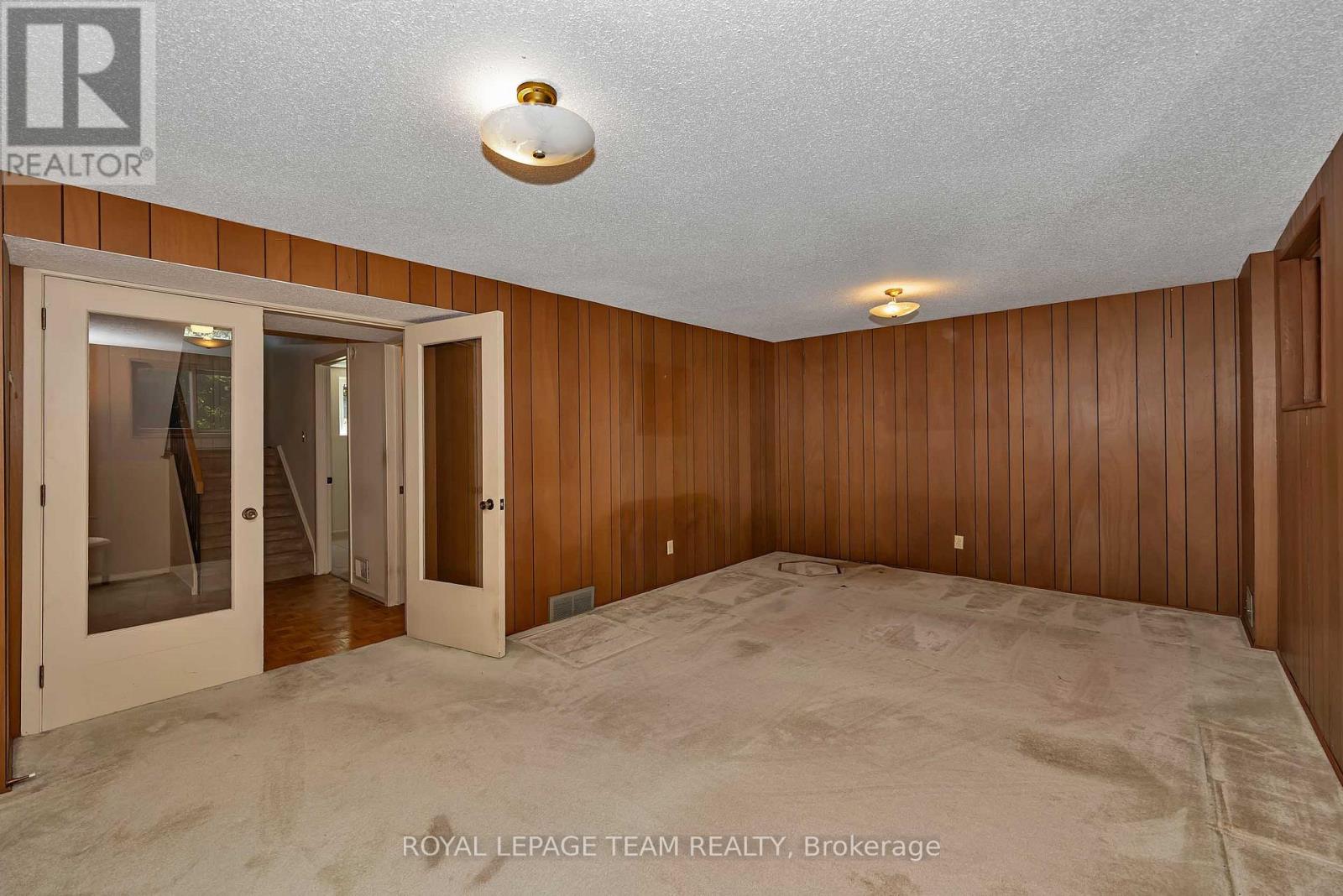 4 Bed, 2 Bath House for Sale in Ottawa – 38 ELMBANK CRESCENT, Ottawa – MLS# X13440126 - Image 30