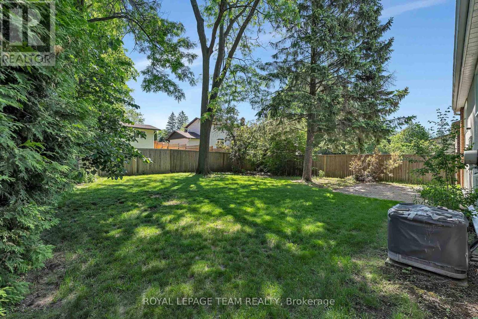 4 Bed, 2 Bath House for Sale in Ottawa – 38 ELMBANK CRESCENT, Ottawa – MLS# X13440126 - Image 38