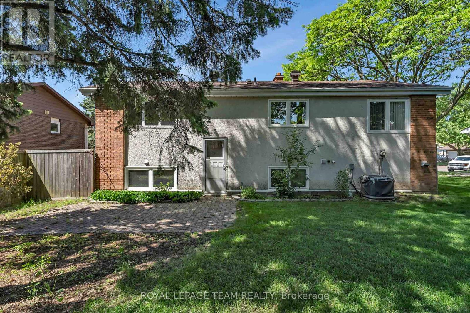 4 Bed, 2 Bath House for Sale in Ottawa – 38 ELMBANK CRESCENT, Ottawa – MLS# X13440126 - Image 39