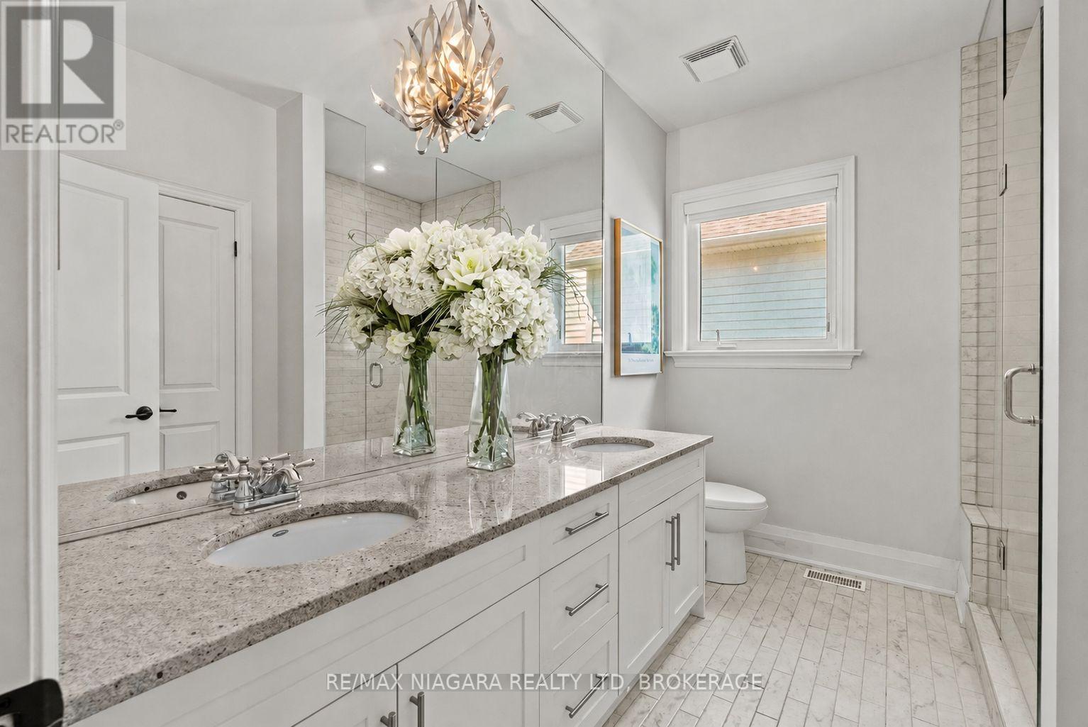 8 CAMPBELL STREET - Image 20