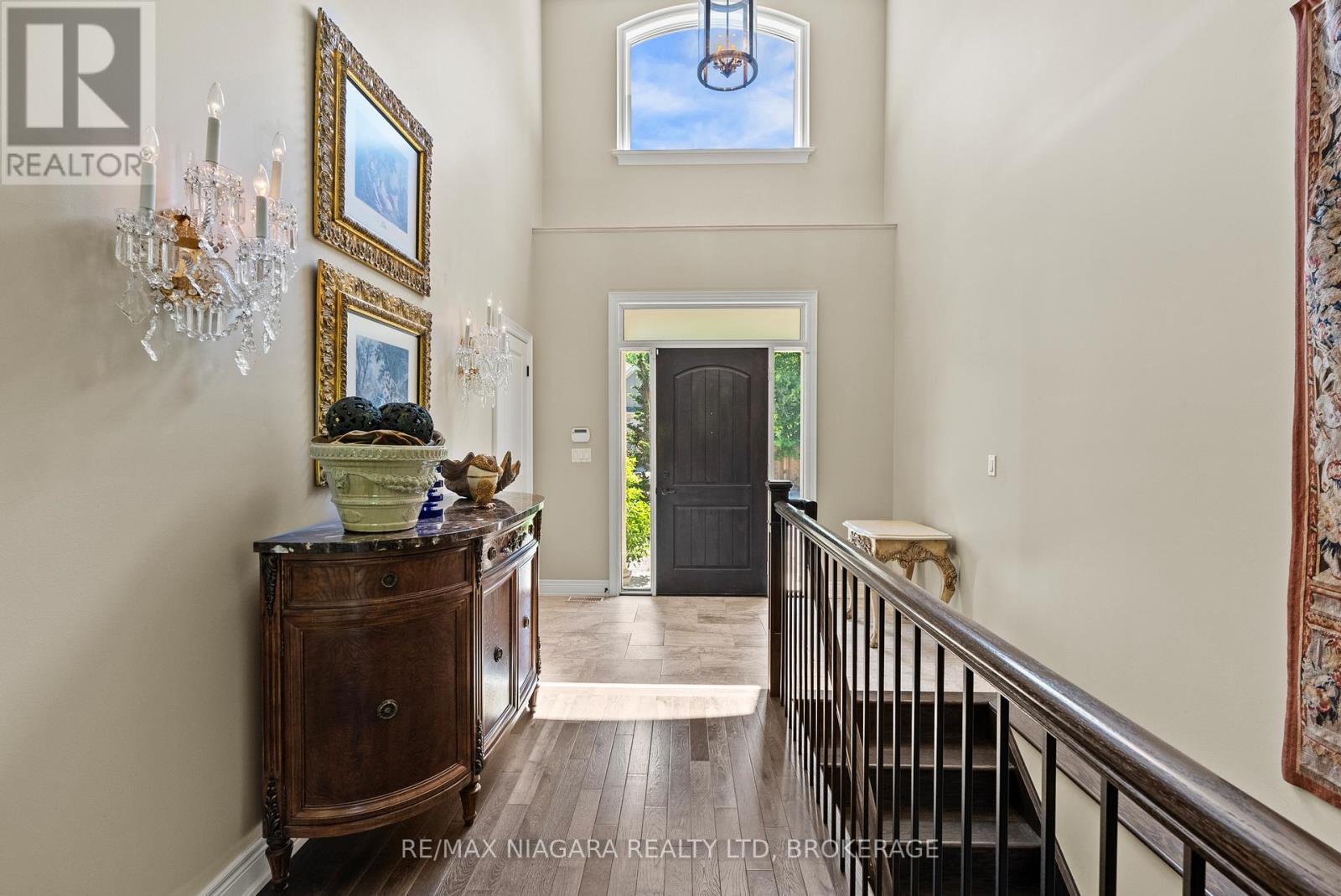 8 CAMPBELL STREET - Image 8